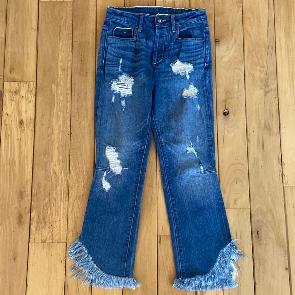 Tortoise Denim Distressed Frayed Hem Jeans Cropped  25